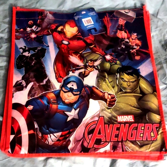 MARVEL AVENGER'S TOTE - Picture 1 of 6